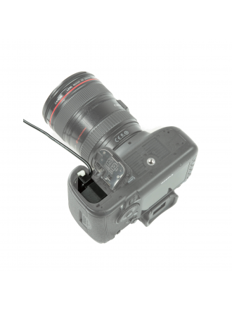 SHAPE J-Box Alimentazione e caricabatterie per Canon 5D/7D e Blackmagic Pocket Cinema Camera 4K (V-Mount)